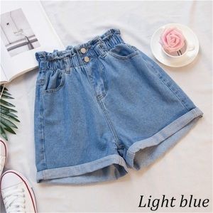 High waisted American Eagle Jean shorts
